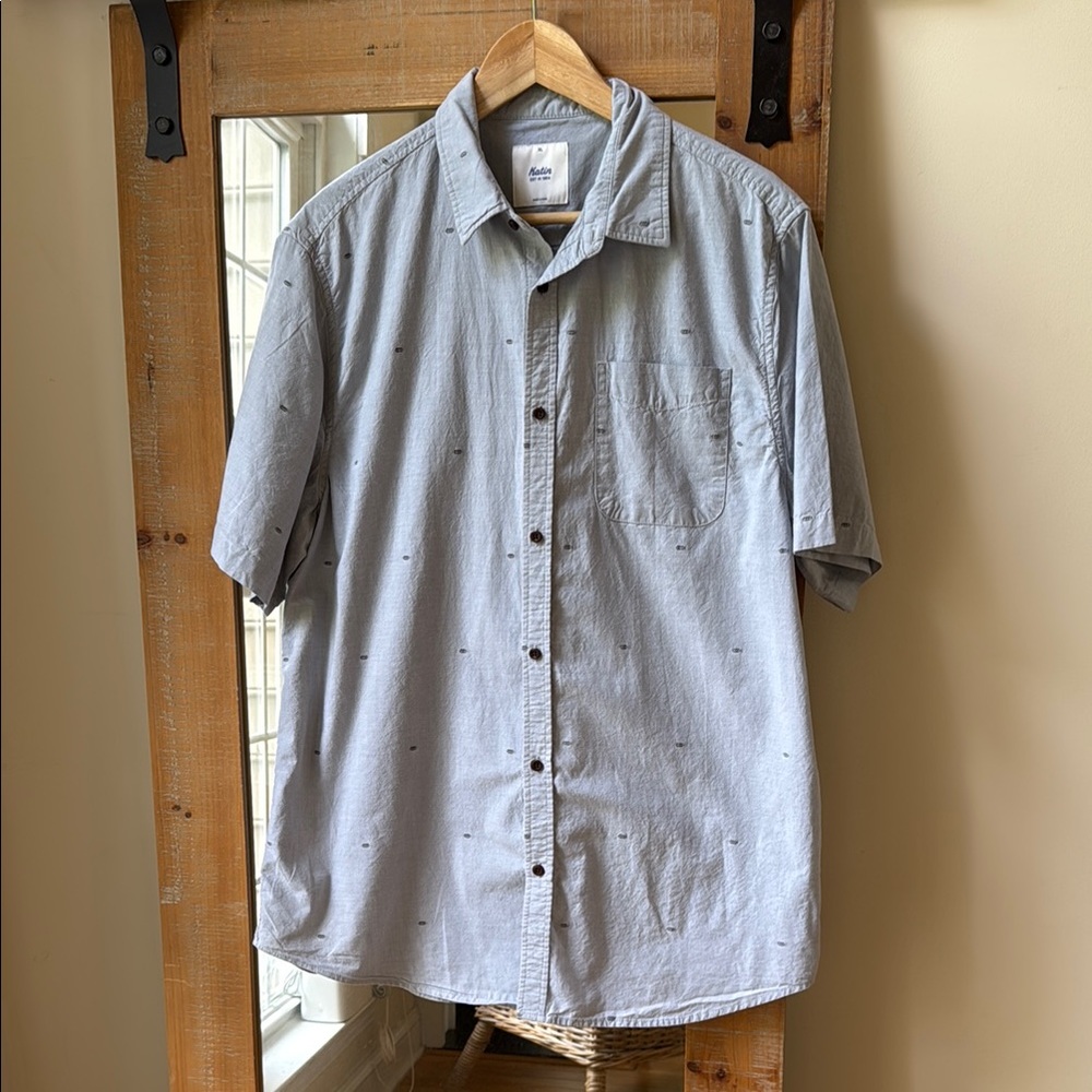 Katin Short Sleeve Button Up Shirt Size XL